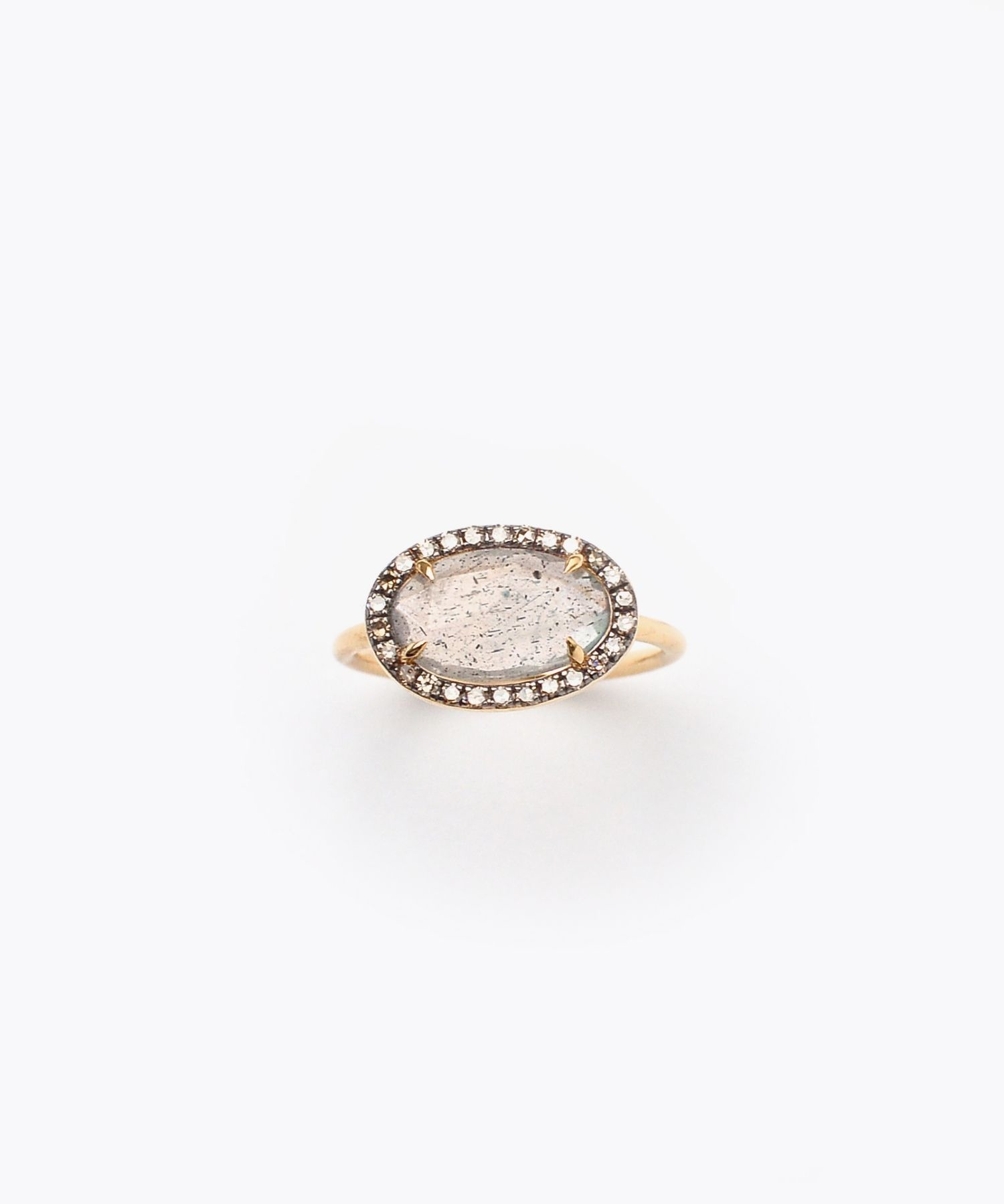 [elafonisi] medium labradorite with pave diamonds ring