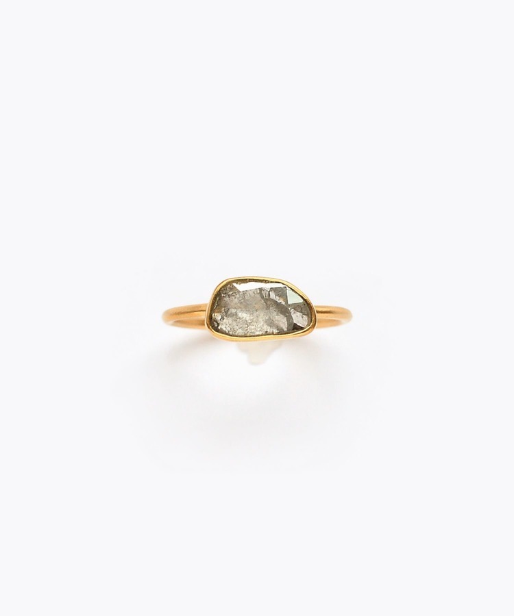 [raw beauty] K18 greyish slice diamond ring