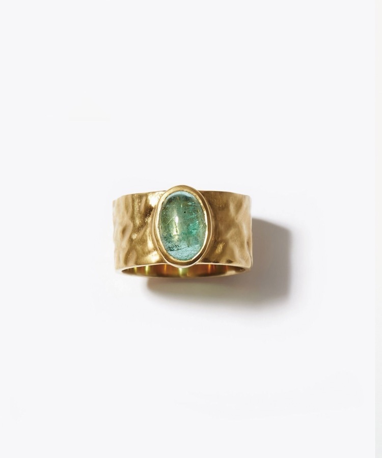 [ancient] cabochon emerald textured wide band ring