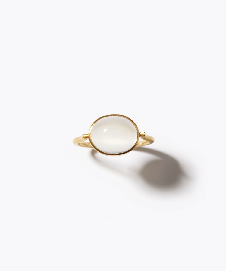 [ancient] cabochon moonstone ring