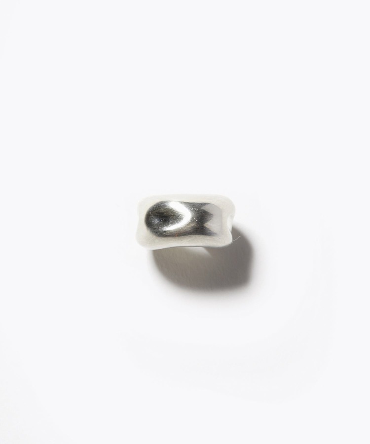 [ancient] pebble silver cuff