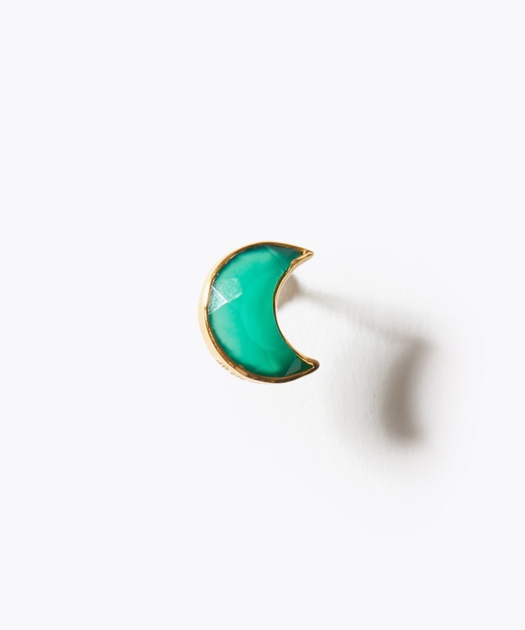 [selene] green onyx moon pierced earring
