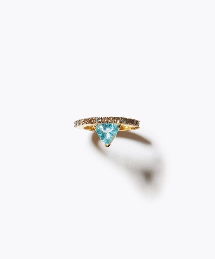 [elafonisi] trilliant apatite pave diamond cuff