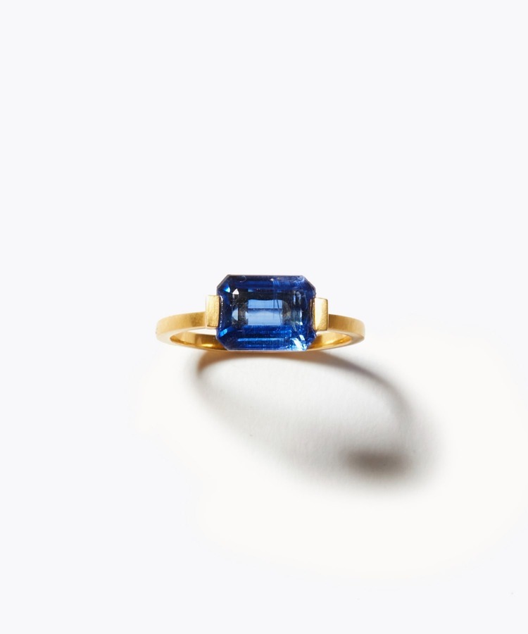 [ancient] rectangle kyanite ring