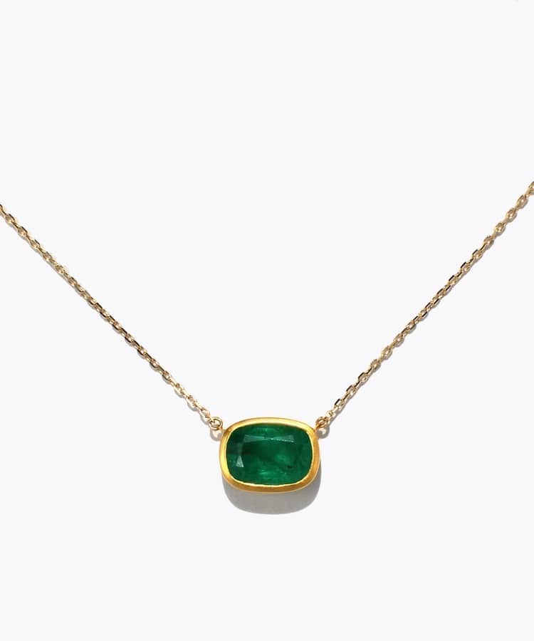 [eden] One of a kind emerald bezel necklace