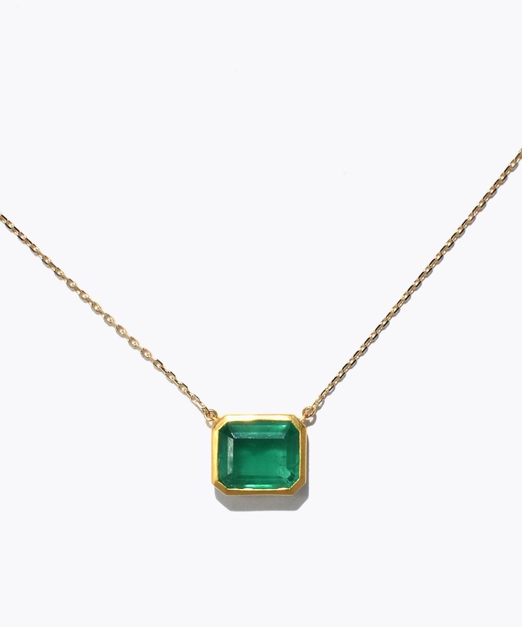 [eden] One of a kind emerald bezel necklace