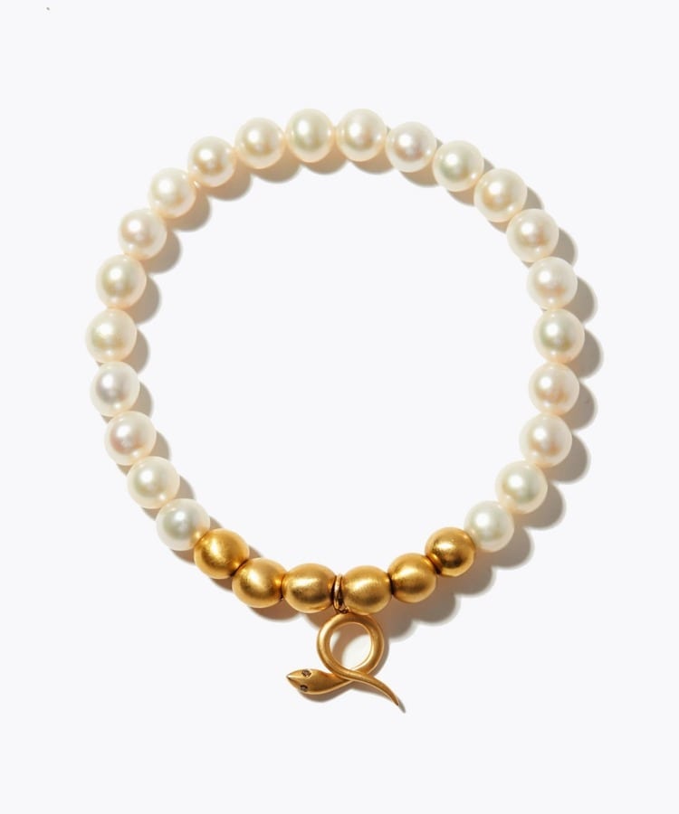 [amulette」「Symbol of love, tenderness, and motherhood]pearl viper bracelet