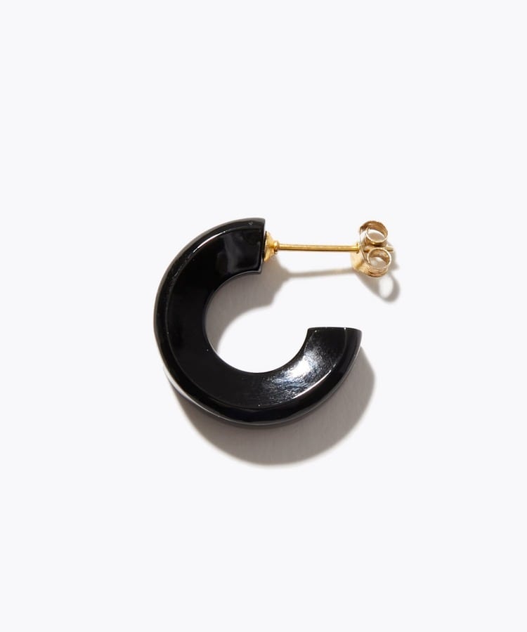 [bone] organic onyx single pierced earring