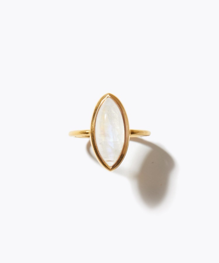 [eden] cabochon moon stone ring