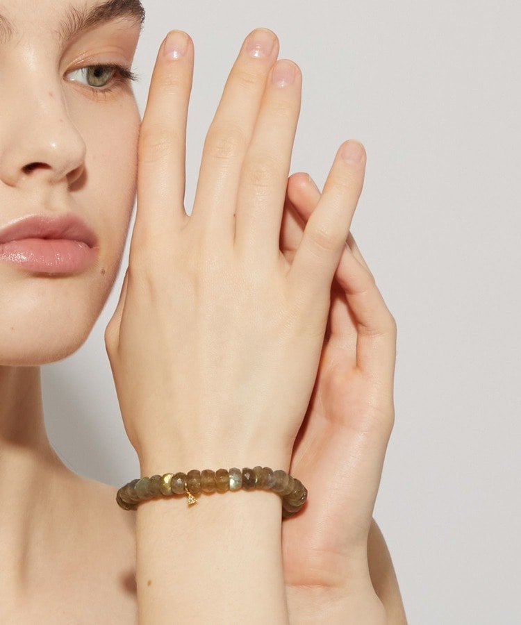 [amulette」「By the power of the moon and the sun I have faith」labradorite diamond bracelet