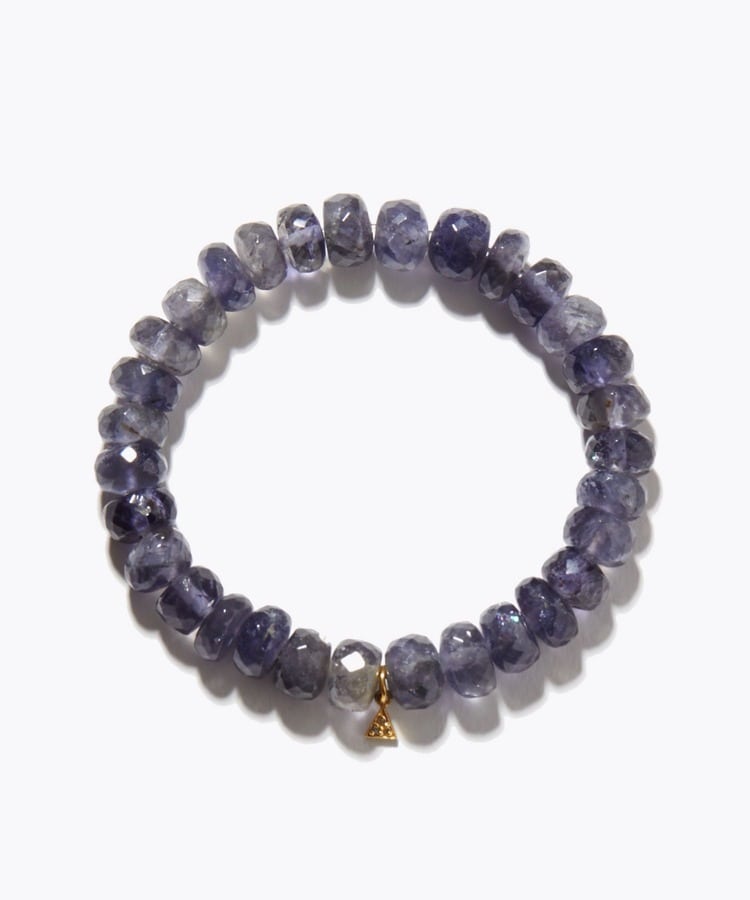 [amulette」「Sticks to sincerity and shows you the way forward」iolite diamond bracelet
