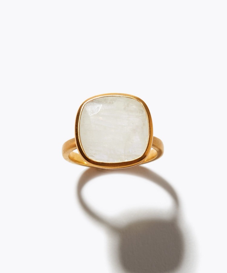 [eden] rainbow moonstone cushion ring