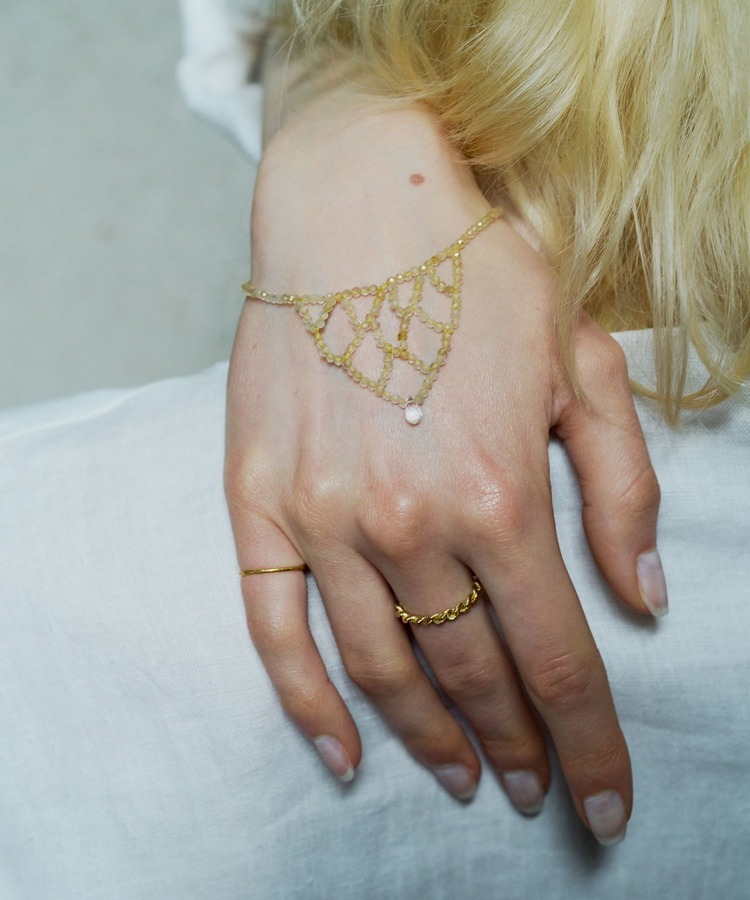 [I am donation] gold rutile quartz triangle lace bracelet