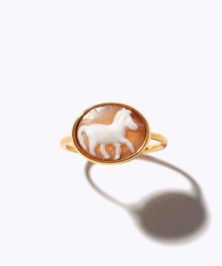 [ancient] cameo carving horse ring