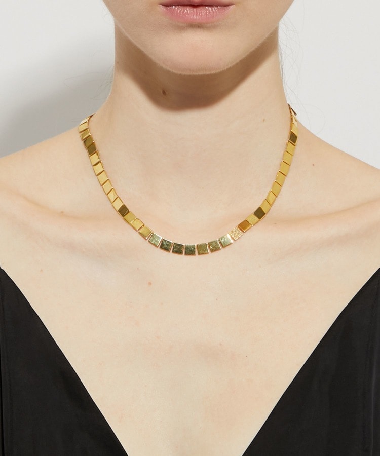 [glimmer] square tile pave diamonds choker