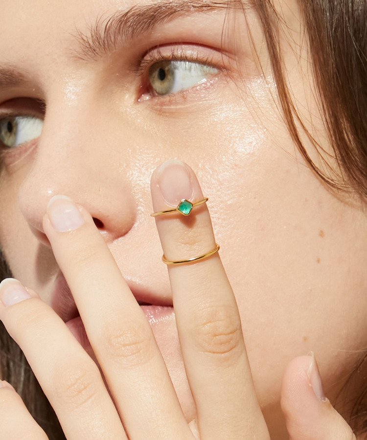 [ancient] square emerald nail ring