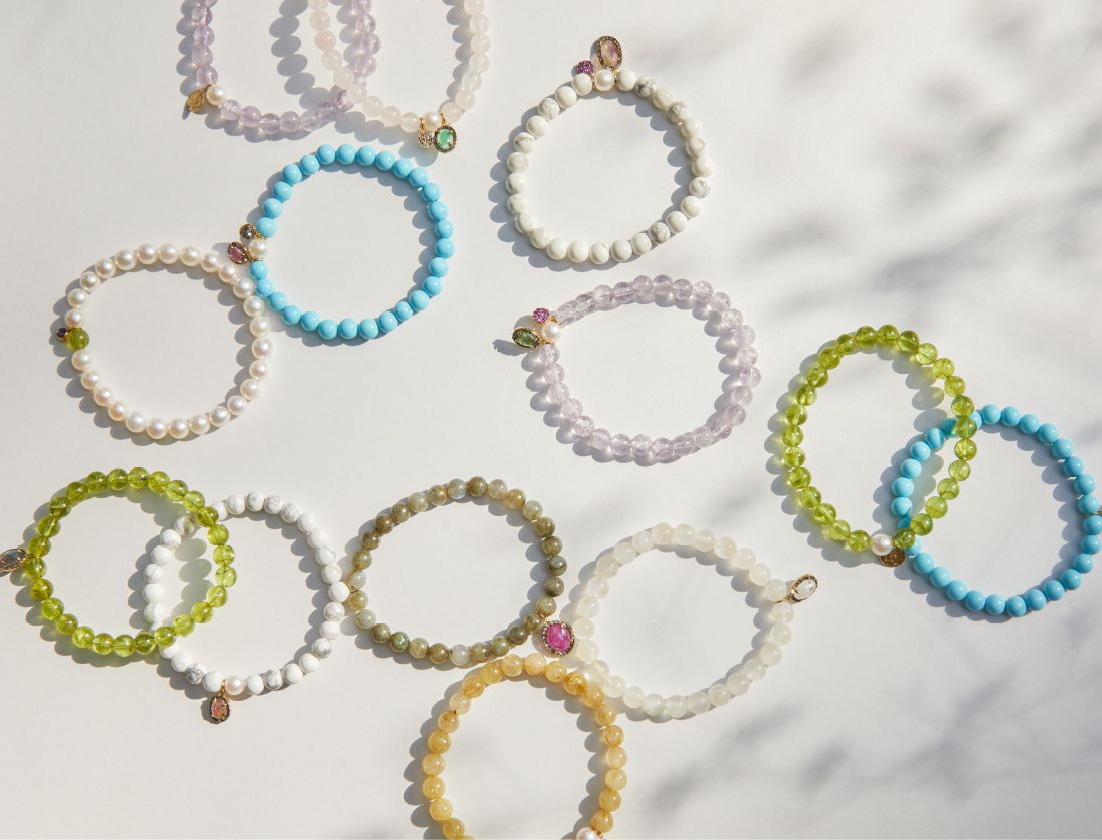 肌身離さず身に着けていたい、幸運に煌めく&ldquo;amulette&rdquo;お守りブレスレット