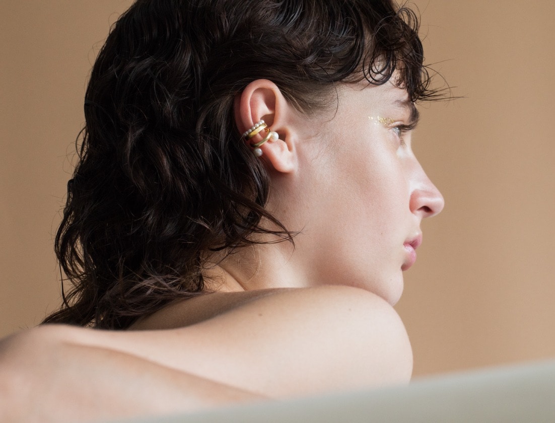 燦然と輝くカラーストーン。センシュアルな煌めきと彩りに溢れたクリスマスコレクションが登場