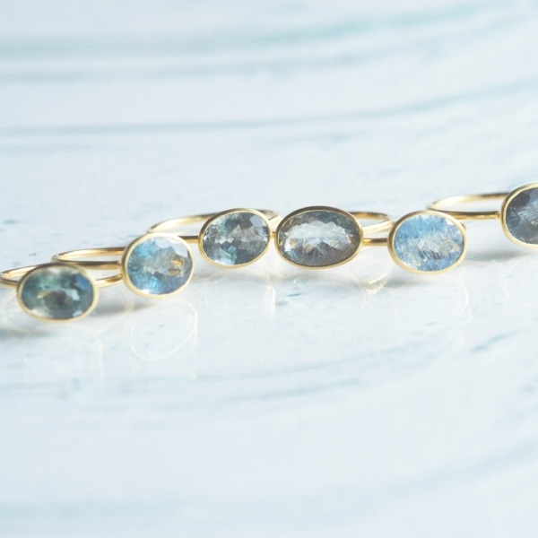 水瓶座ラッキーアイテム