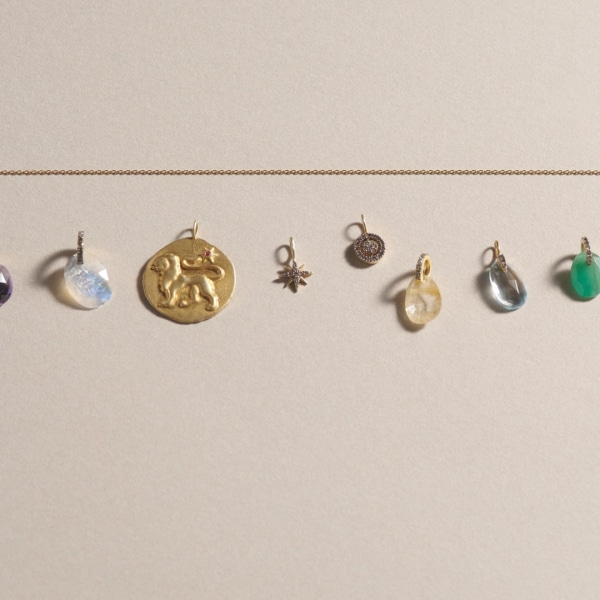 水瓶座ラッキーアイテム