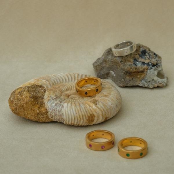 蠍座ラッキーアイテム